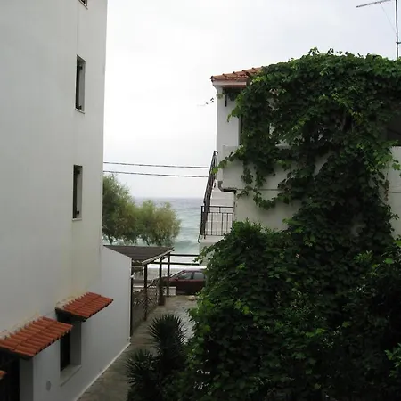 Maro 3* Agios Ioannis (Thessaly)